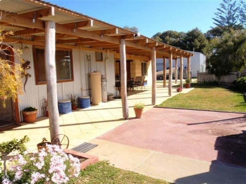 16 Masters Way, Lancelin WA 6044