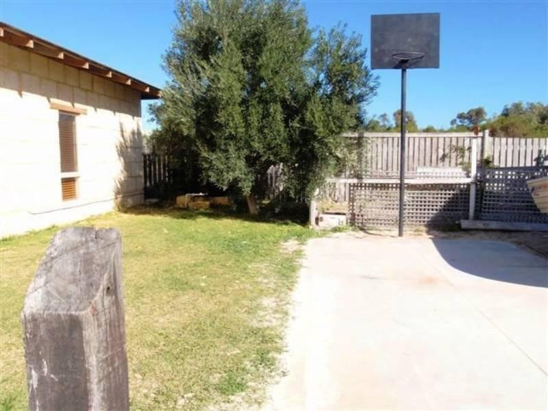 16 Masters Way, Lancelin WA 6044