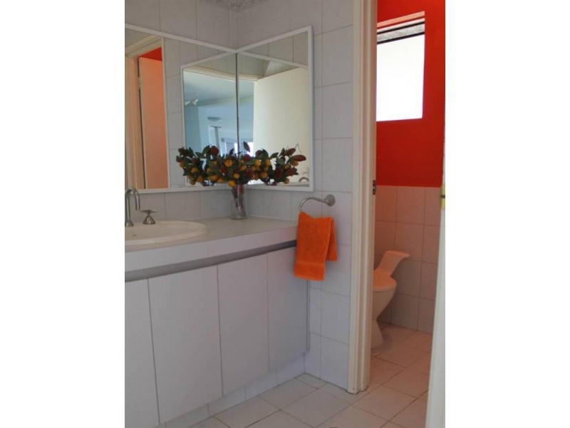 27 De Burgh Street, Ledge Point WA 6043