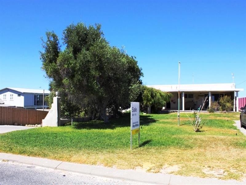 27 De Burgh Street, Ledge Point WA 6043