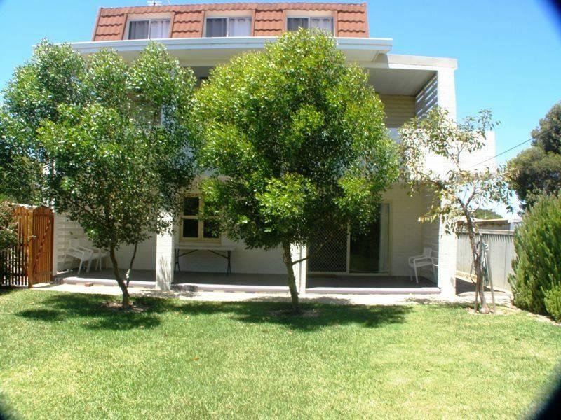 91 Gingin Road, Lancelin WA 6044