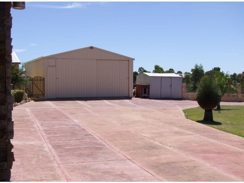 22 Blackboy Drive, Nilgen WA 6044