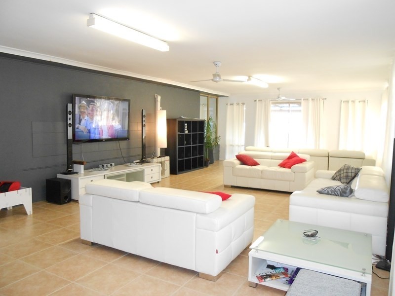 22 Blackboy Drive, Nilgen WA 6044