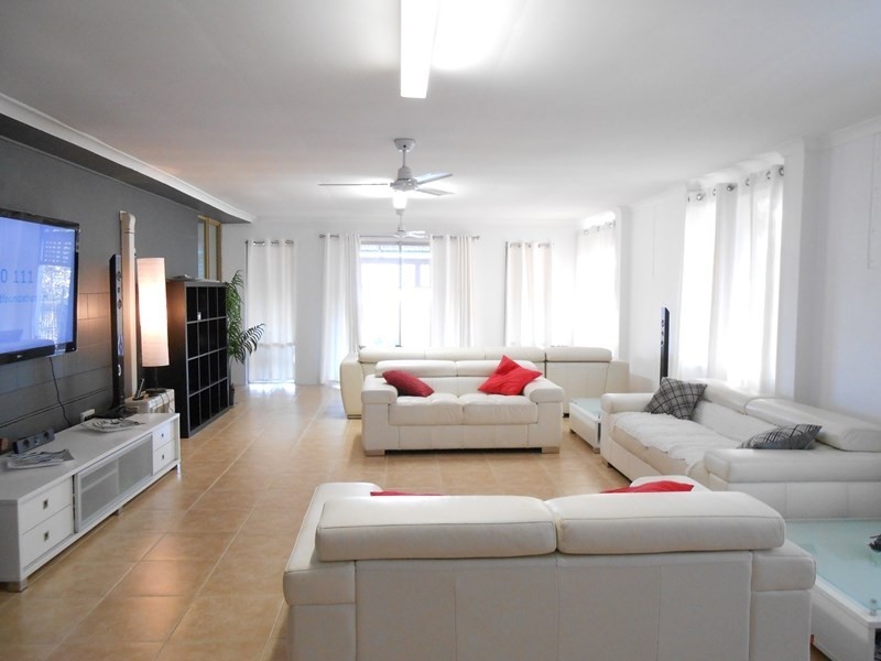 22 Blackboy Drive, Nilgen WA 6044