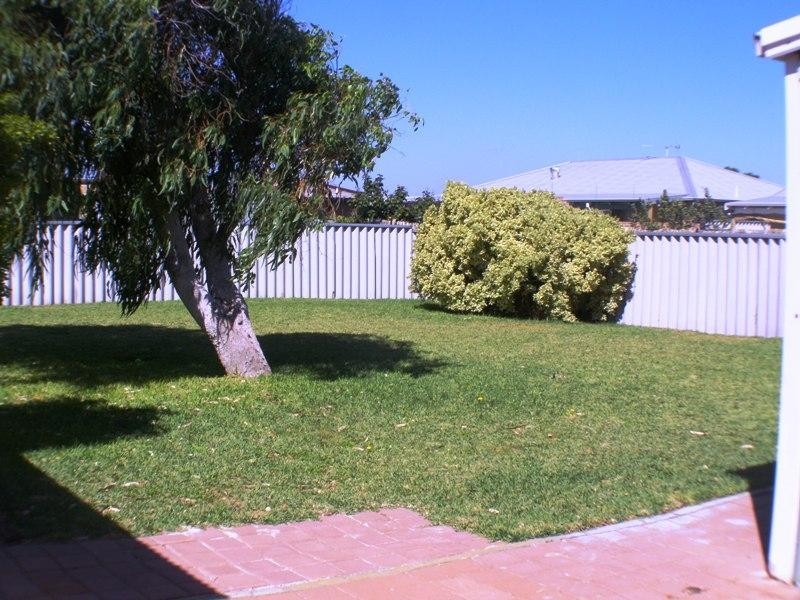 41 Ayres Crescent, Lancelin WA 6044