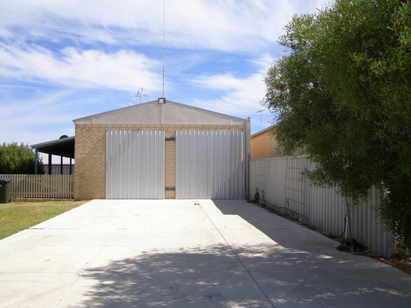 1 Dray, Lancelin WA 6044