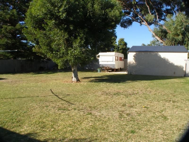 13 Walker Avenue, Lancelin WA 6044