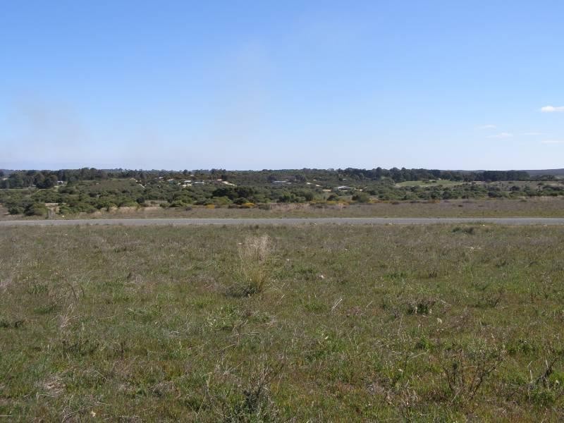 247 Casuarina Drive, Nilgen WA 6044