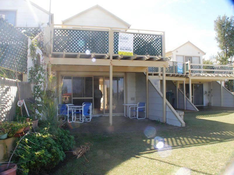 7/16 Dewar Way, Ledge Point WA 6043