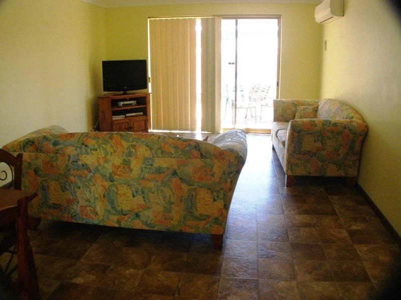 1/10 Ayres Crescent, Lancelin WA 6044