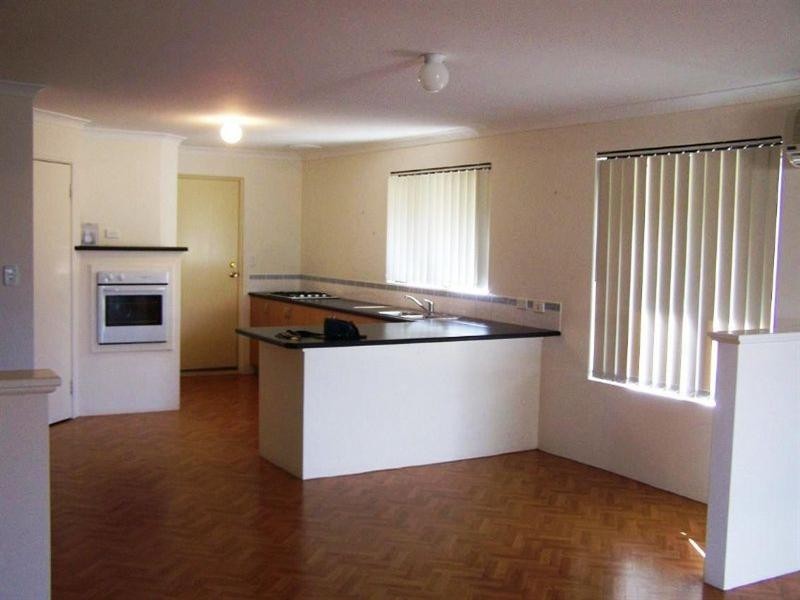 20 Cleopatra Circuit, Bertram WA 6167