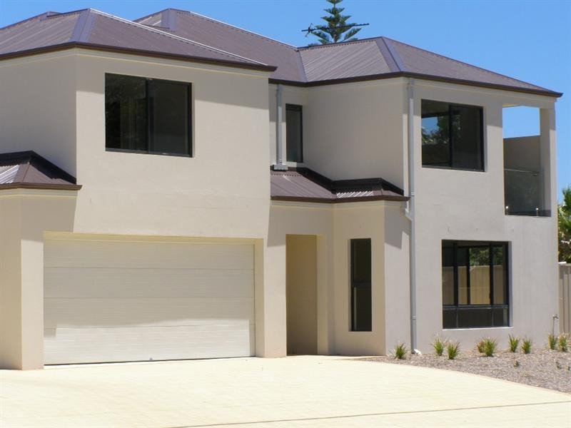 2, 54 Gingin Road, Lancelin WA 6044