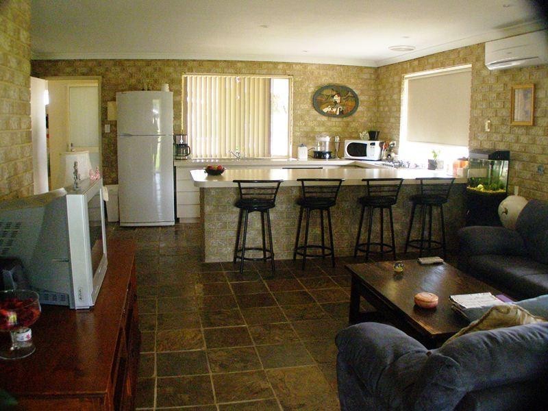 12 Cockram Street, Lancelin WA 6044