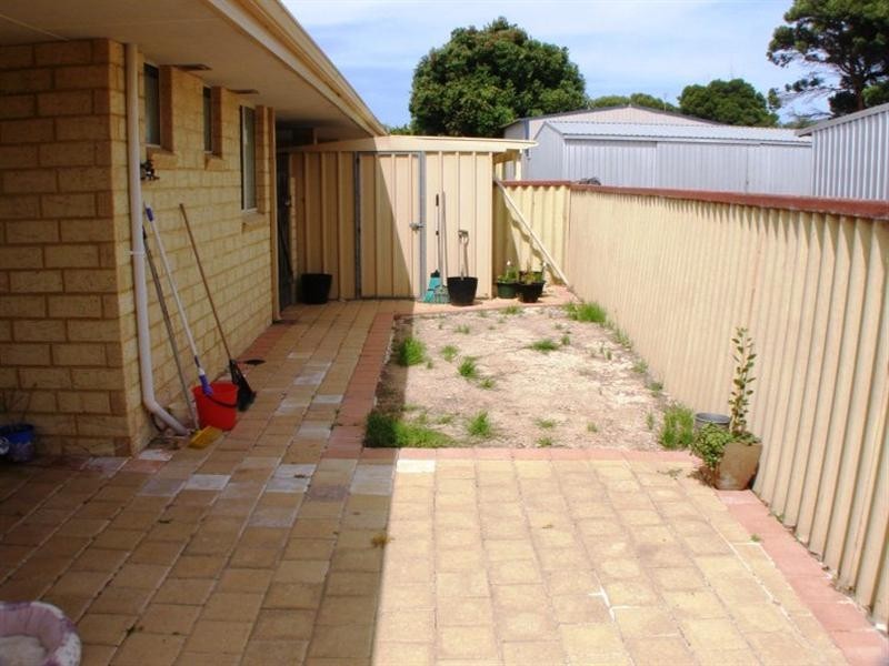12 Cockram Street, Lancelin WA 6044