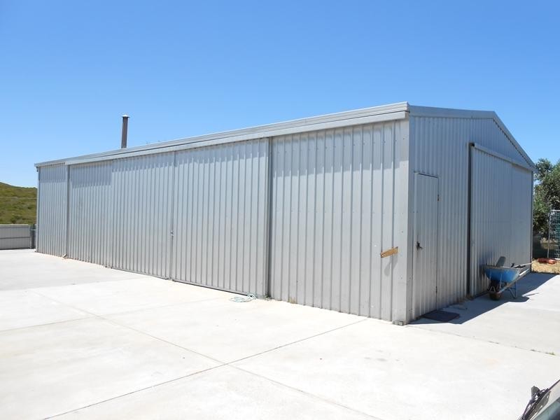 13 Old Ledge Point Road, Ledge Point WA 6043