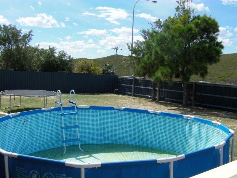 13 Old Ledge Point Road, Ledge Point WA 6043