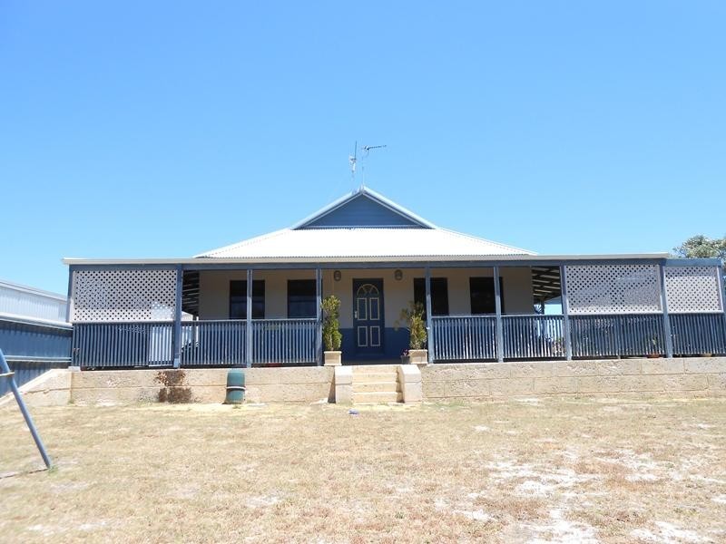 13 Old Ledge Point Road, Ledge Point WA 6043