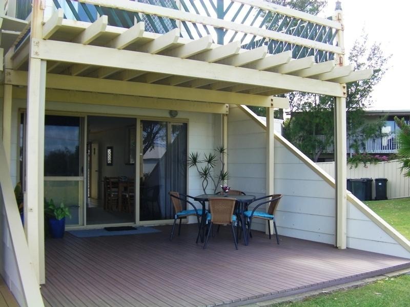 5/16 Dewar Way, Ledge Point WA 6043