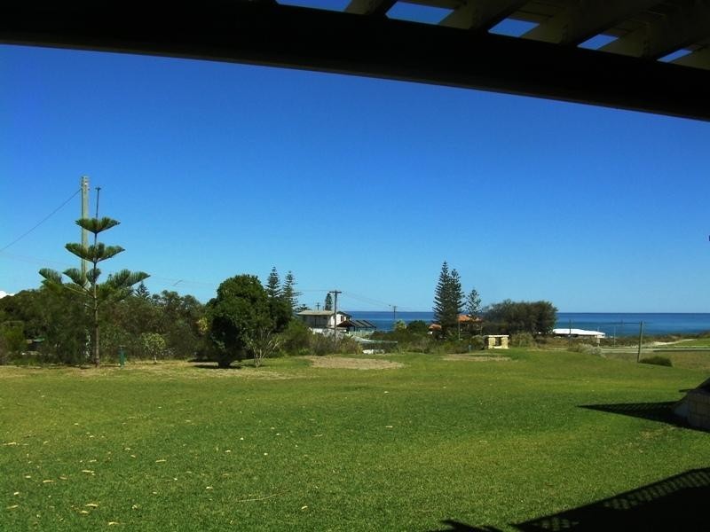 5/16 Dewar Way, Ledge Point WA 6043