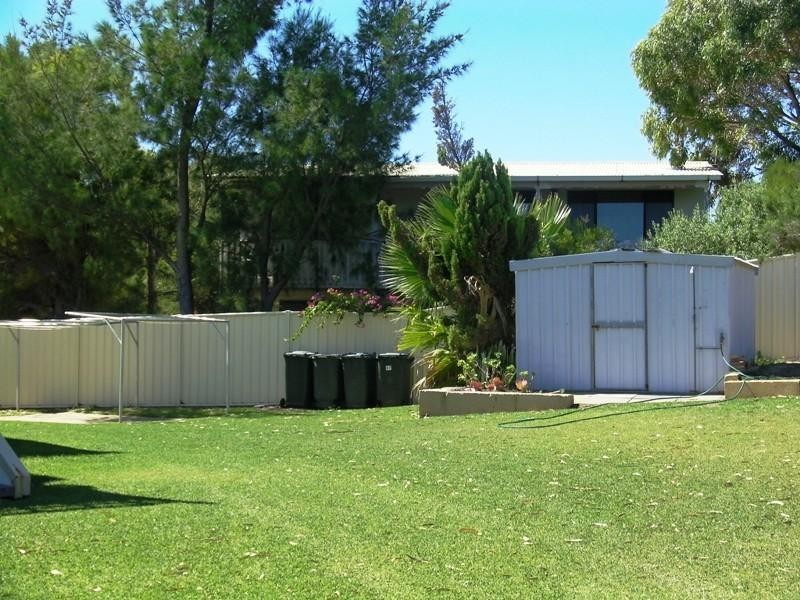 5/16 Dewar Way, Ledge Point WA 6043