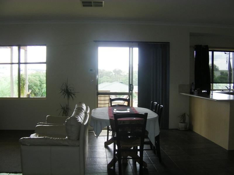 27 Lefroy Street, Gingin WA 6503