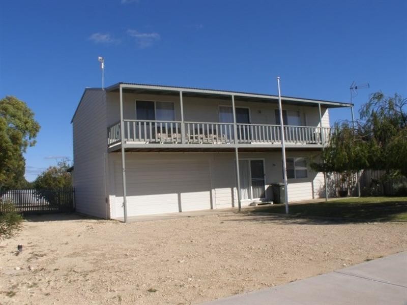 5 Barrett Lennard Drive, Ledge Point WA 6043