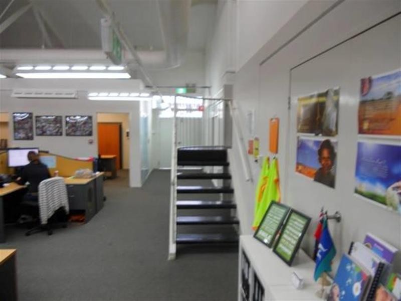 10 Fitzgerald Avenue, Springwood QLD 4127