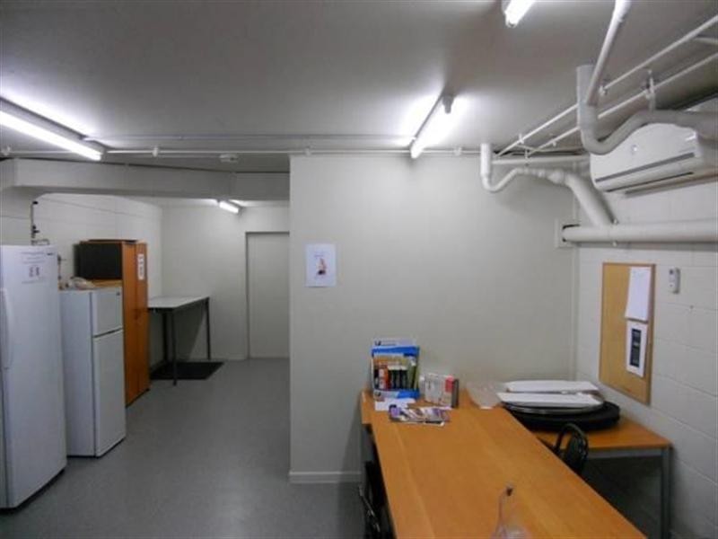 10 Fitzgerald Avenue, Springwood QLD 4127