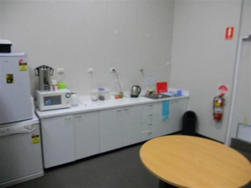 10 Fitzgerald Avenue, Springwood QLD 4127