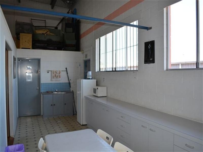 Unit 2/15 Watland Street, Springwood QLD 4127