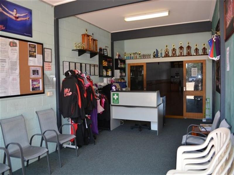 15 Watland Street, Springwood QLD 4127