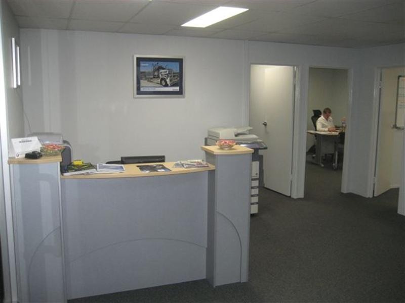 L18a+b/128 Kingston Road, Underwood QLD 4119