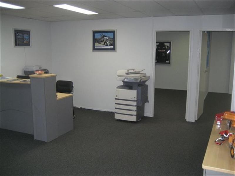 L18a+b/128 Kingston Road, Underwood QLD 4119