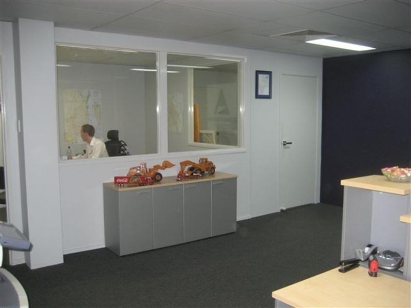 L18a+b/128 Kingston Road, Underwood QLD 4119