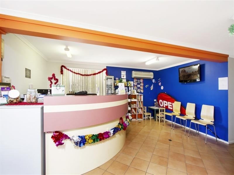 118-120 Anzac Avenue, Hillcrest QLD 4118