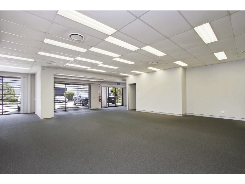 3and4/33 Meakin Road, Meadowbrook QLD 4131