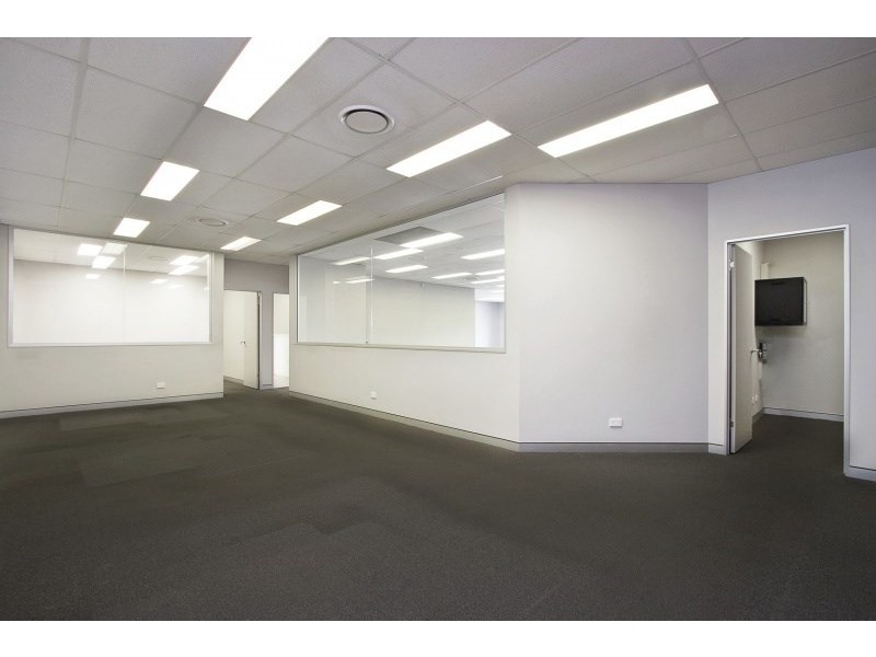 Unit 4/33 Meakin Road, Meadowbrook QLD 4131