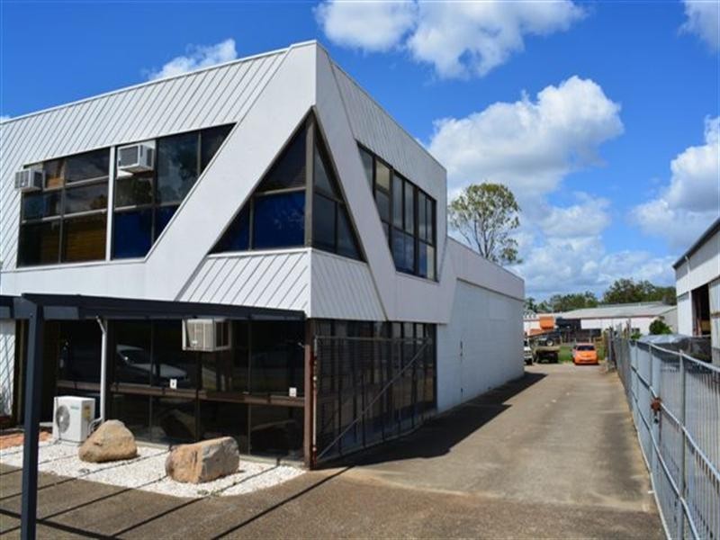 3291 Logan Road, Underwood QLD 4119