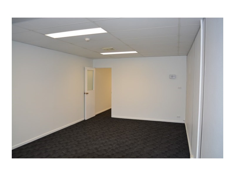 21B/15 Dennis Road, Springwood QLD 4127