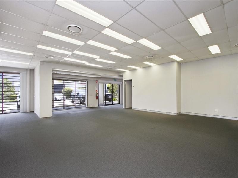 4/33 Meakin Road, Meadowbrook QLD 4131