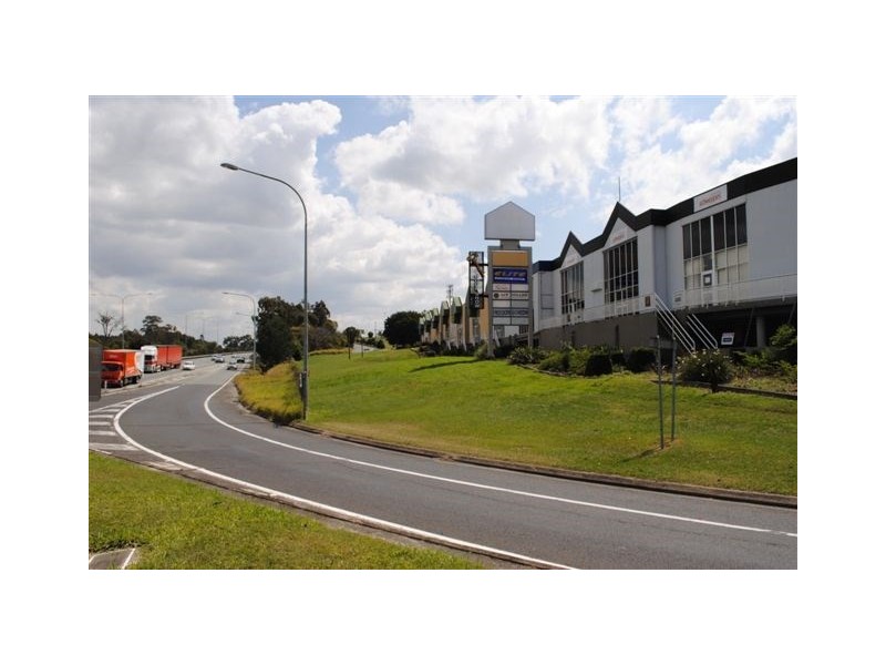 1A/10 Chatswood Road, Springwood QLD 4127