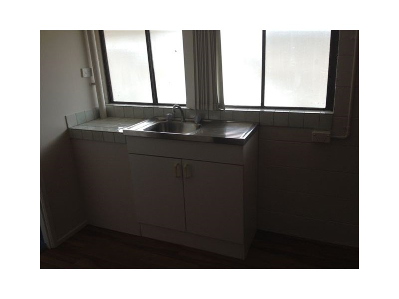 2/116 Compton Road, Woodridge QLD 4114