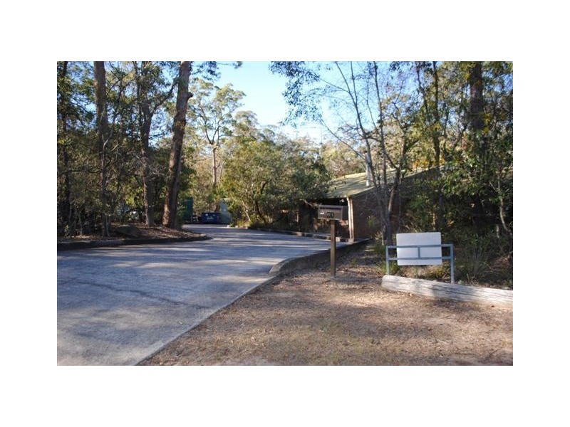 61 Don Young Road, Nathan QLD 4111