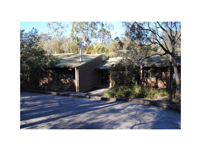 61 Don Young Road, Nathan QLD 4111