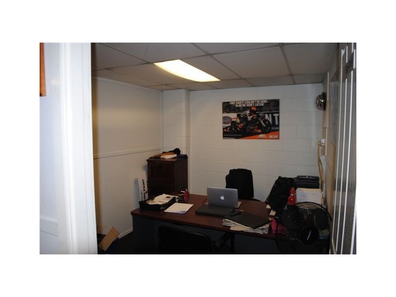 3409 Pacific Highway, Slacks Creek QLD 4127