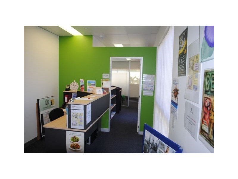 2/18 Carol Avenue, Springwood QLD 4127