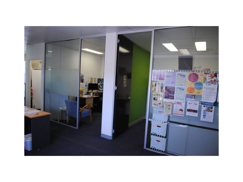 2/18 Carol Avenue, Springwood QLD 4127