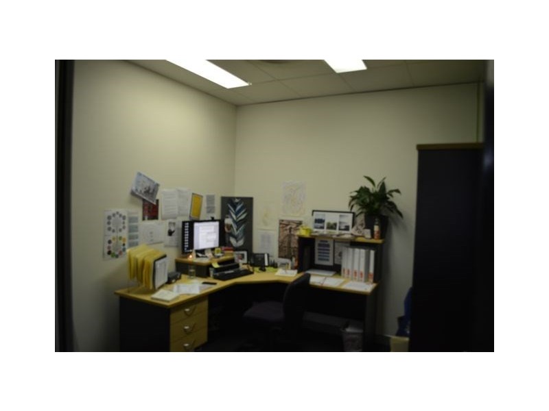 2/18 Carol Avenue, Springwood QLD 4127