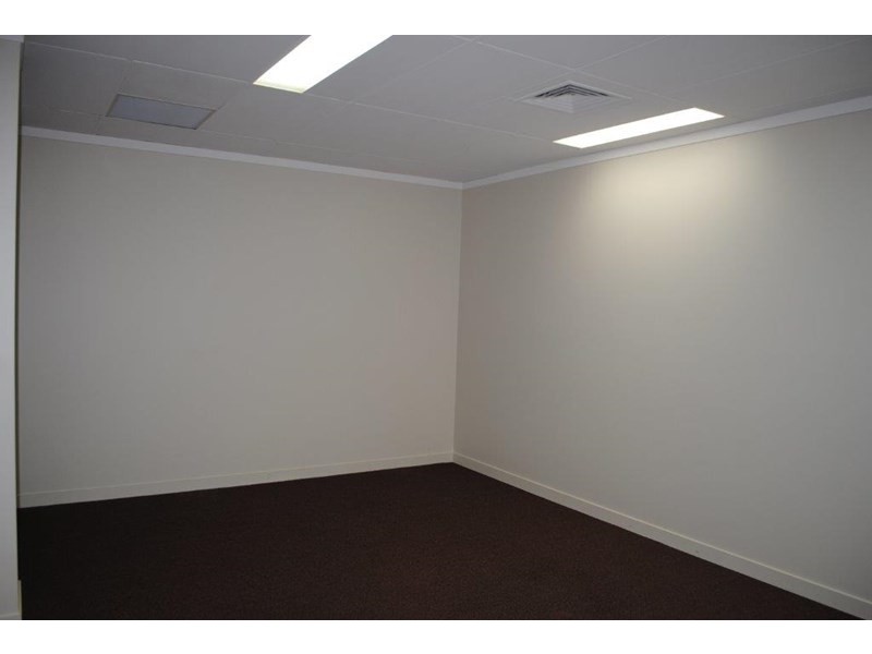 7/3360 Pacific Highway, Springwood QLD 4127