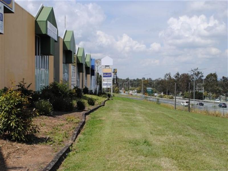 Unit 1A/10 Chatswood Road, Springwood QLD 4127